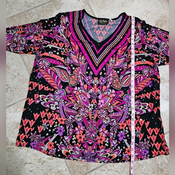Bob Mackie Wearable Art Women’s 1X V-Neck Top Multicolor Abstract Floral Print - Picture 7 of 7
